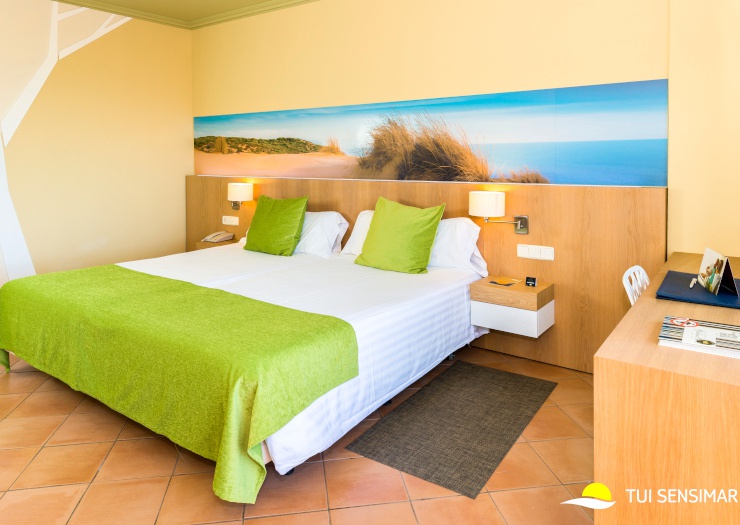 Standarddoppelzimmer TUI BLUE ISLA CRISTINA PALACE Hotel Isla Cristina, Huelva, Spanien