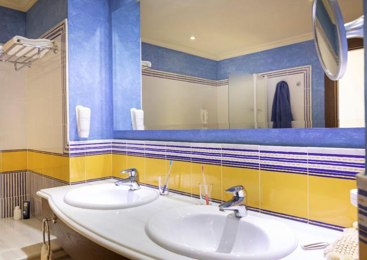 DOPPELZIMMER MIT MEERBLICK TUI BLUE ISLA CRISTINA PALACE Hotel Isla Cristina, Huelva, Spanien DOPPELZIMMER MIT MEERBLICK TUI BLUE ISLA CRISTINA PALACE Hotel Isla Cristina, Huelva, Spanien